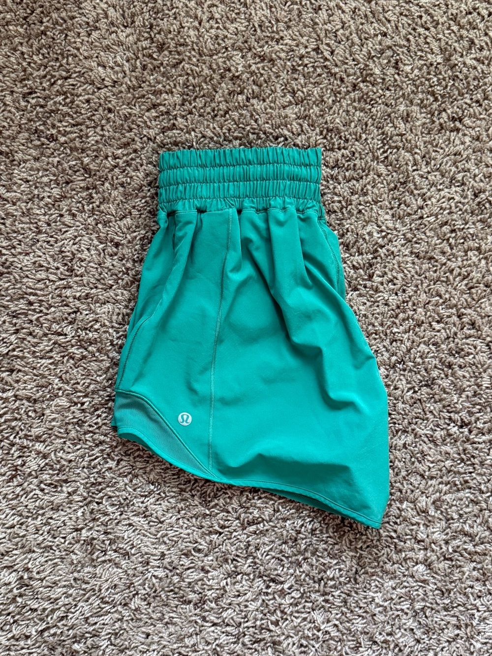 Lululemon Hotty Hot Shorts High Rise 4” Cascadia Green Size 4